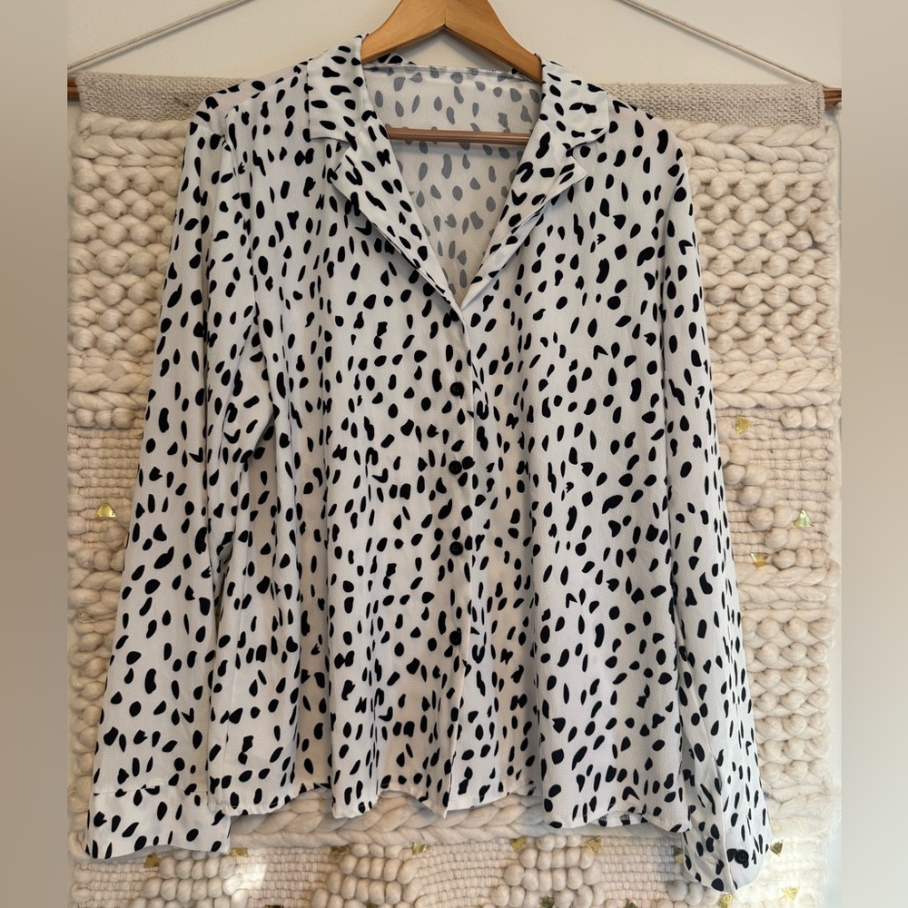 Stylish Black and White Polka Dot Women's Top size XL